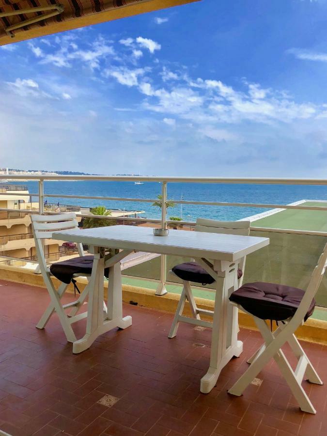 Le Fourneau Beach เฟรฌูส ภายนอก รูปภาพ